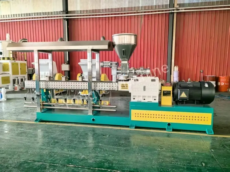 PET Recycling Extruder predaný čínskemu zákazníkovi