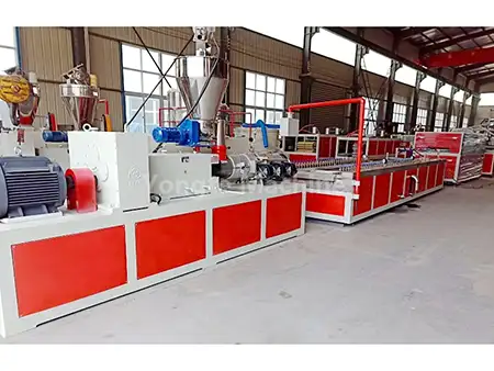 Výrobná linka PVC nástenných panelov