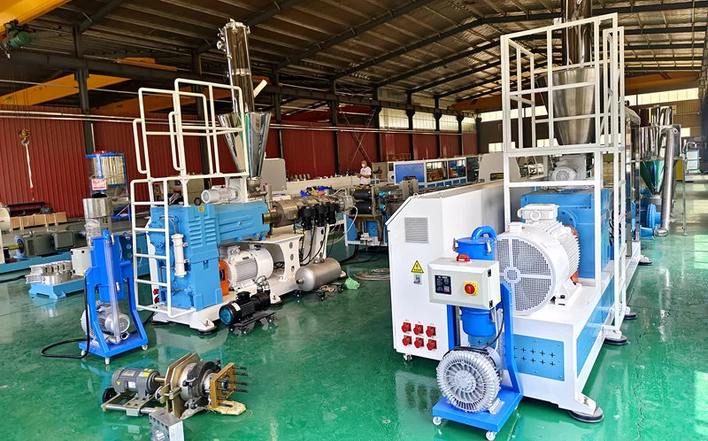 WPC Machine Use Recycled PP PE